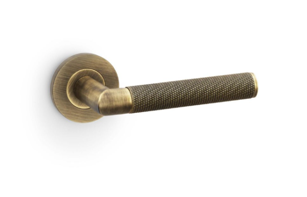 Alexander & Wilks Harrier Knurled Lever on Round Rose Door Handles Antique Brass