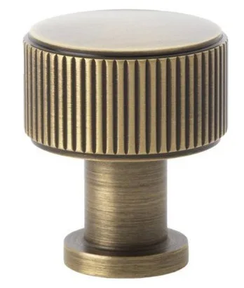 Alexander & Wilks 29mm Lucia Reeded Cupboard Knob Antique Brass