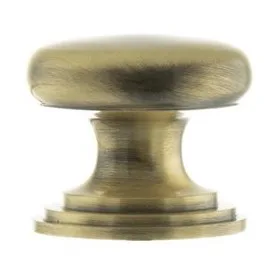 Millhouse Brass Old English 32mm Lincoln Cabinet Knob Antique Brass